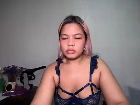 Tina Slick online show from May 2026 02:56:01 PM