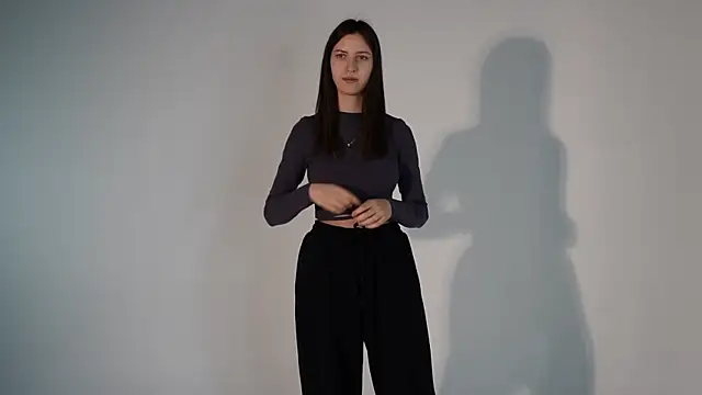 UmbraElyon online show from February 2026 12:15:01 PM