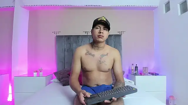 kaylaa sex online show from February 2026 12:55:01 PM