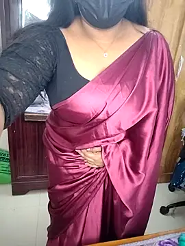 Snapshot of Tamil_Shara chatting on April 2026 07:58:02 AM Tamil Shara online show from April 2026 07:58:02 AM