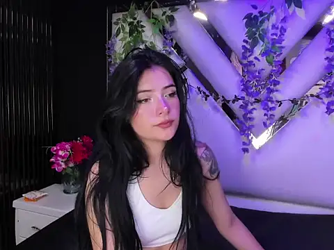 Snapshot of liinzy_rouse69 chatting on February 2026 03:02:01 PM liinzy rouse69 online show from February 2026 03:02:01 PM