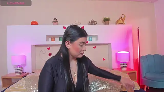 AnikaRomanoff  online show from March 2026 11:35:01 AM