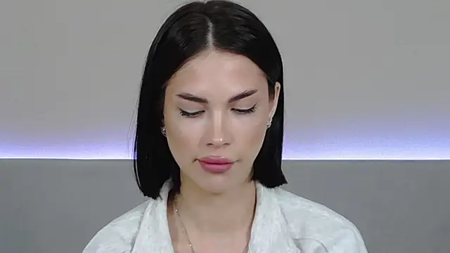 RachaelMils online show from April 2026 06:19:01 AM