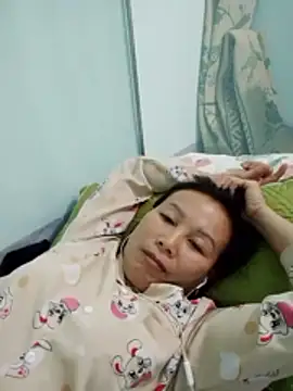 Lili-123k online show from December 2025 02:46:02 PM