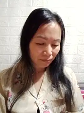 Lili-123k online show from February 2026 04:52:01 AM