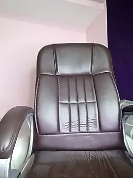 Lovely Ladyboy star online show from December 2025 06:04:01 PM