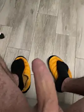 zukammm online show from March 2026 01:59:02 PM