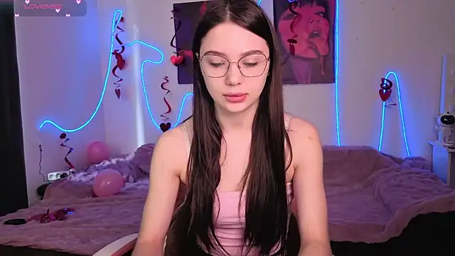 AlishaMolly online show from February 2026 08:25:02 AM