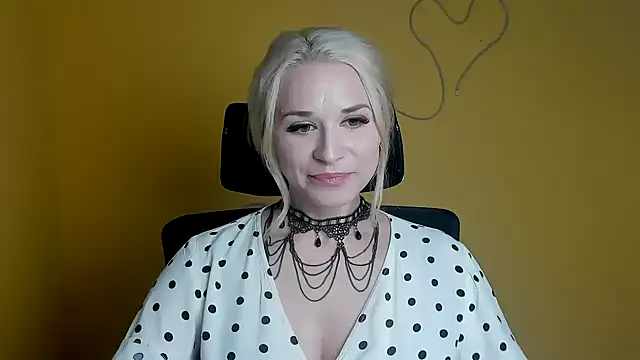 Melodie Aster online show from April 2026 11:27:01 AM