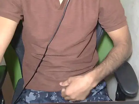 Michal Fransis online show from March 2026 12:05:01 PM