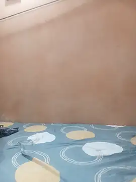 devarapq1478 online show from April 2026 07:58:01 PM