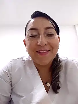 Valeria montana  online show from April 2026 11:37:01 AM