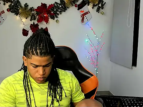 alex balck online show from December 2025 11:38:02 AM