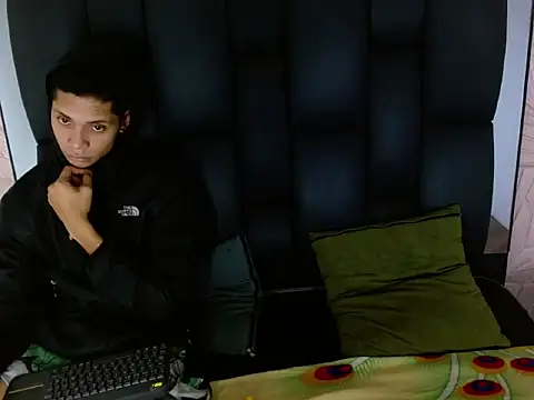 Axel Marcu online show from December 2025 02:28:01 AM