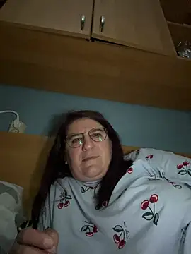 Dana92va online show from April 2026 06:43:01 PM