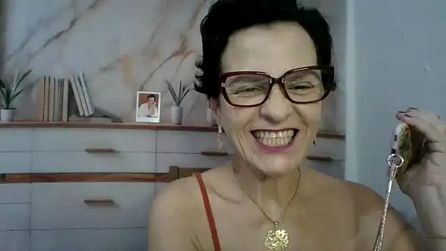 Snapshot of Luna-Hot0802 chatting on March 2026 02:00:01 PM Luna-Hot0802 online show from March 2026 02:00:01 PM