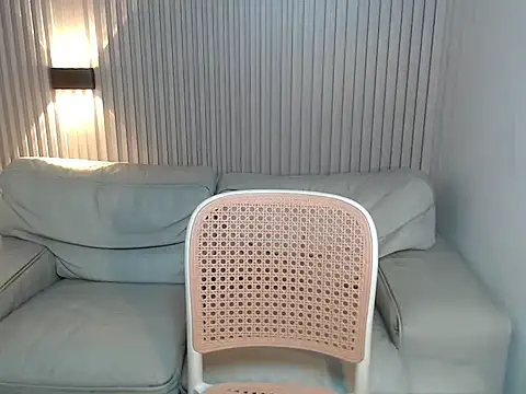 TheBoyAboveYou online show from December 2025 04:25:01 PM