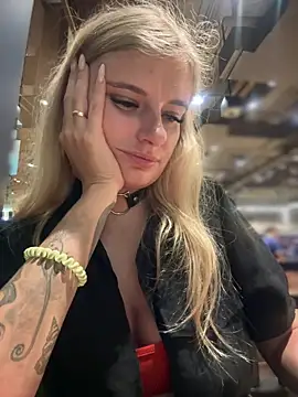 Betsy online show from December 2024 11:44:01 AM