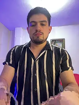 williamsmiiths16 online show from February 2026 03:35:01 AM