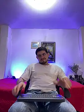 williamsmiiths16 online show from March 2026 12:05:01 AM