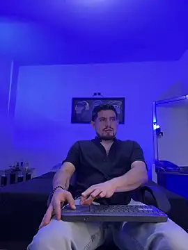 williamsmiiths16 online show from June 2026 12:12:02 AM
