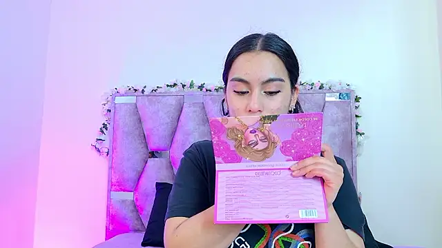 iris and damian online show from March 2026 05:23:02 PM