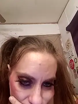 snowbird1117 online show from February 2026 03:44:02 AM