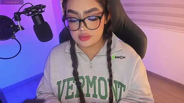 asheryn online show from April 2026 01:42:02 AM