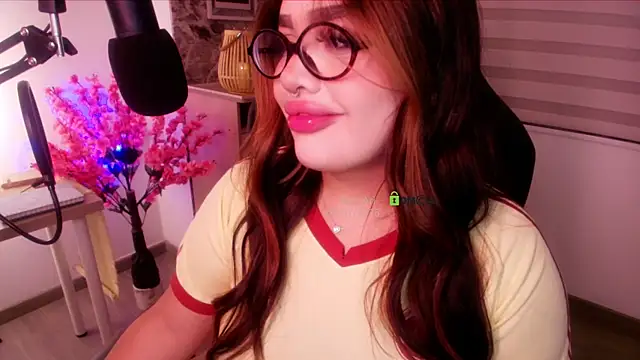 Snapshot of asheryn chatting on July 2026 01:54:01 AM asheryn online show from July 2026 01:54:01 AM