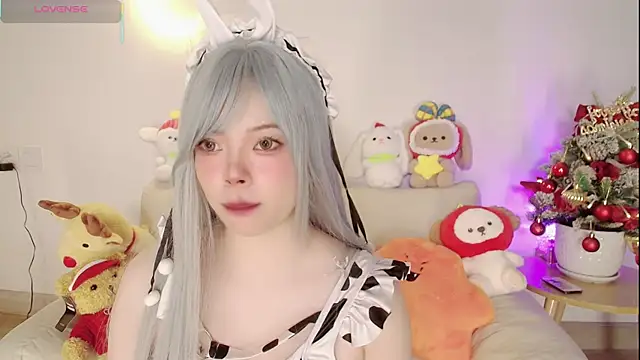 Snapshot of Miyeoonn chatting on December 2025 01:11:01 AM Miyeoonn online show from December 2025 01:11:01 AM