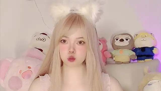 Snapshot of Miyeoonn chatting on January 2026 02:15:01 AM Miyeoonn online show from January 2026 02:15:01 AM