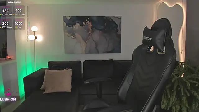 ChloeManson online show from April 2026 11:21:02 PM