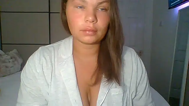 Snapshot of GEMMARMALADE chatting on June 2026 07:33:02 AM GEMMARMALADE online show from June 2026 07:33:02 AM