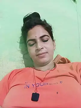 Snapshot of Big_soniya55A chatting on May 2026 03:13:02 AM Big soniya55A online show from May 2026 03:13:02 AM