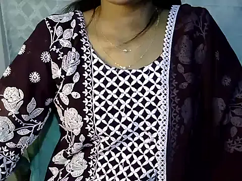 Snapshot of Shab_M chatting on February 2026 05:02:02 PM Shab M online show from February 2026 05:02:02 PM