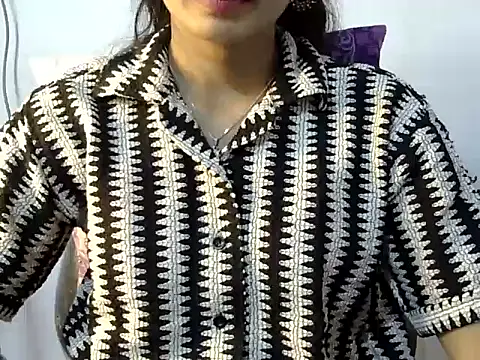 Shab M online show from March 2026 03:18:01 PM