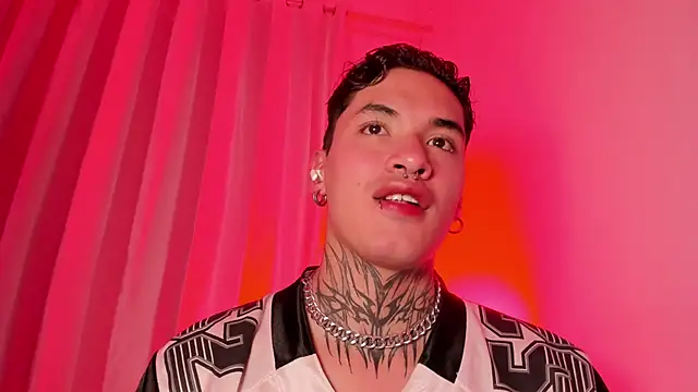 AlecBanne online show from December 2025 11:21:02 PM