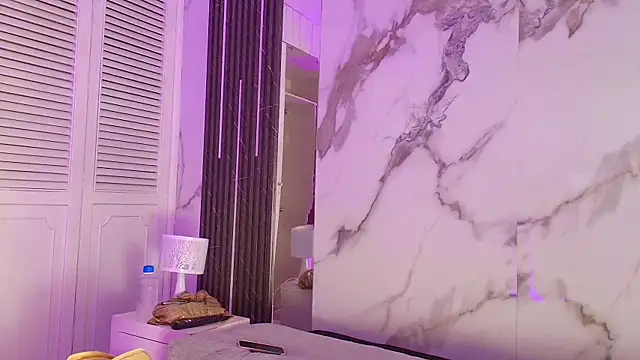 BellaHarpeer online show from April 2026 07:48:01 PM