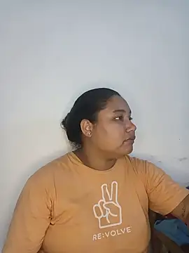 VaneandRossy online show from May 2026 10:40:01 PM