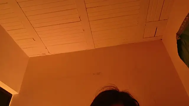 MoonLipsON- online show from June 2026 05:52:01 AM