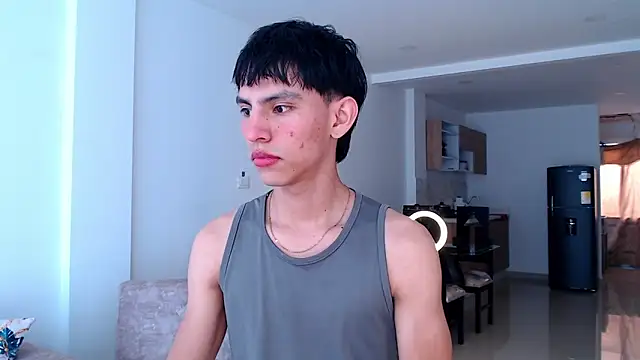 andrew courtzz online show from January 2026 08:35:01 PM