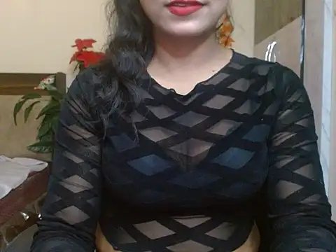 Lola Bebe online show from March 2026 04:53:01 AM