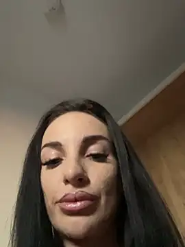 SiaRyder online show from July 2026 07:23:02 PM
