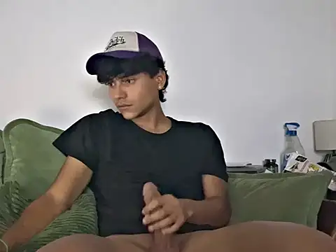 OnlyTyroone online show from April 2026 12:35:01 AM