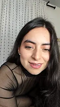 saasha Petit online show from March 2026 11:57:01 AM