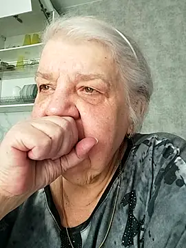 HapinessLovee online show from April 2026 10:58:01 AM