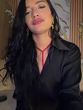 Snapshot of AlinaArgii chatting on June 2026 02:15:02 PM AlinaArgii online show from June 2026 02:15:02 PM