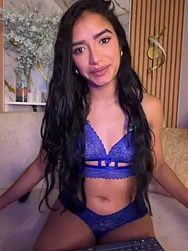Snapshot of AlinaArgii chatting on June 2026 02:06:01 PM AlinaArgii online show from June 2026 02:06:01 PM