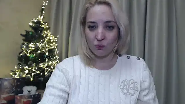 Snapshot of sweetpussy chatting on December 2024 12:14:02 AM sweetpussy online show from December 2024 12:14:02 AM