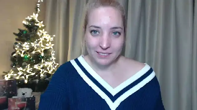 Snapshot of sweetpussy chatting on December 2024 09:00:02 PM sweetpussy online show from December 2024 09:00:02 PM